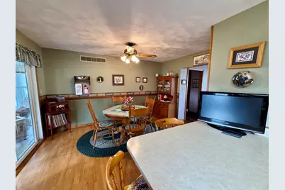 113 W 3rd Street, Wyanet, IL 61379 - Photo 7