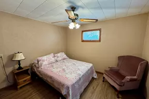 113 W 3rd St, Wyanet, IL 61379 - Photo 27