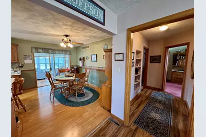 113 W 3rd Street, Wyanet, IL 61379 - Photo 5