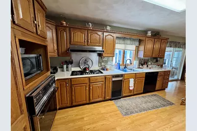 113 W 3rd Street, Wyanet, IL 61379 - Photo 9