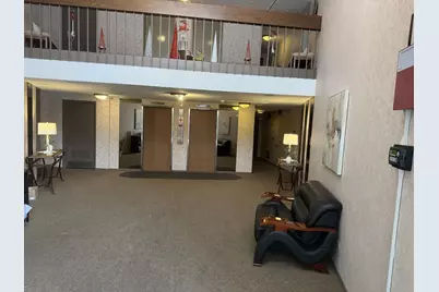 18400 Cherry Creek Drive #105, Homewood, IL 60430 - Photo 3