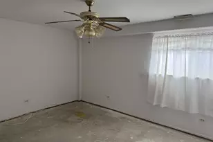 18400 Cherry Creek Dr, Homewood, IL 60430 - Photo 13