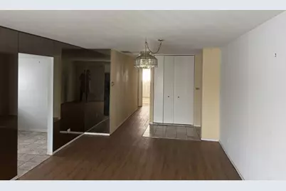 18400 Cherry Creek Drive #105, Homewood, IL 60430 - Photo 7