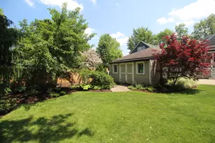 256 Blackhawk Rd, Riverside, IL 60546 - Photo 55