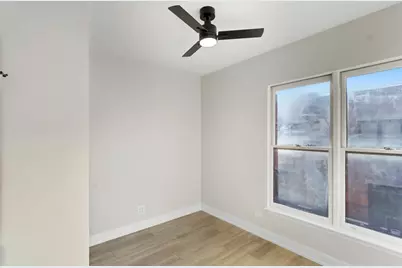 839 W 14th Place, Chicago, IL 60608 - Photo 11