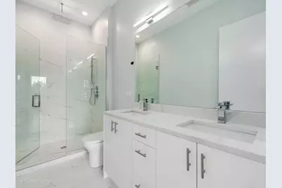 2139 W Madison Street #201, Chicago, IL 60612 - Photo 11