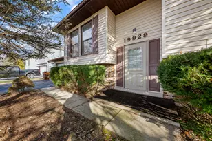 19929 S Schoolhouse Rd, Mokena, IL 60448 - Photo 3