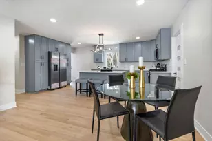 1485 Jefferson Rd, Hoffman Estates, IL 60169 - Photo 7