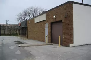 1313 Hilltop Ave, Chicago Heights, IL 60411 - Photo 1