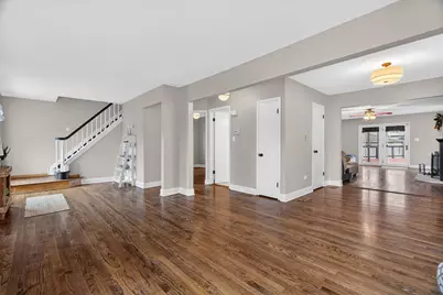 10511 S Hamlin Avenue, Chicago, IL 60655 - Photo 7