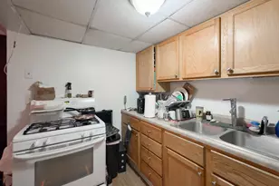 3701 N Racine Ave, Chicago, IL 60613 - Photo 3