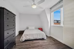 1251 Gateway Ct, Northbrook, IL 60062 - Photo 17