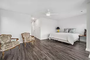 1251 Gateway Ct, Northbrook, IL 60062 - Photo 11