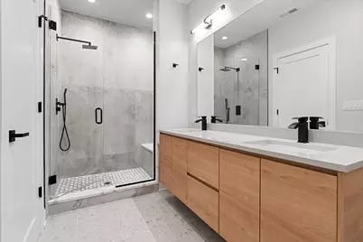 3653 W Barry Avenue #1E, Chicago, IL 60618 - Photo 7