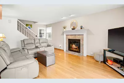 2479 Carlton Drive, Woodridge, IL 60517 - Photo 15