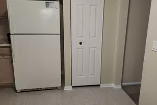 1403 Plum Ct, Mount Prospect, IL 60056 - Photo 5