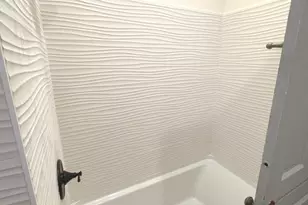 2927 N Sacramento Ave, Chicago, IL 60618 - Photo 15