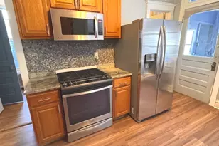 2927 N Sacramento Ave, Chicago, IL 60618 - Photo 11