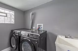 3053 W 77th St, Chicago, IL 60652 - Photo 23