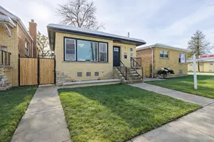 3053 W 77th St, Chicago, IL 60652 - Photo 1