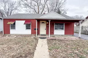 1404 N Hickory St, Champaign, IL 61820 - Photo 3