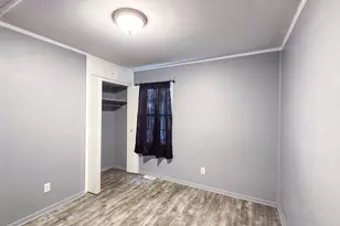 1404 N Hickory St, Champaign, IL 61820 - Photo 7