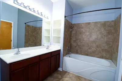 3963 W Belmont Avenue #202, Chicago, IL 60618 - Photo 15