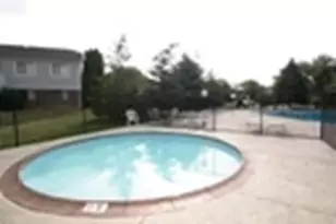 1221 Sandhurst Ct, Schaumburg, IL 60193 - Photo 21