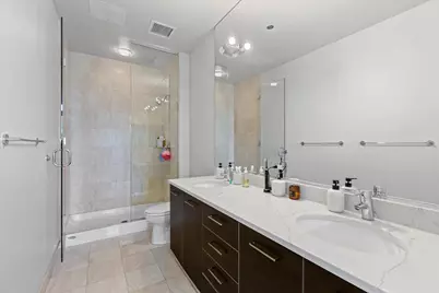 910 W Huron Street #1401, Chicago, IL 60642 - Photo 7