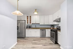 [Address not provided], Lombard, IL 60148 - Photo 7