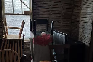 2942 N Gresham Ave, Chicago, IL 60618 - Photo 9