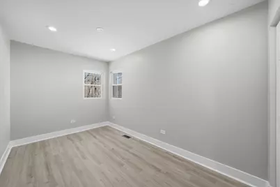 5350 S Honore Street, Chicago, IL 60609 - Photo 7