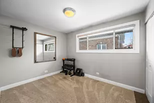 408 W Thomas St, Arlington Heights, IL 60004 - Photo 9