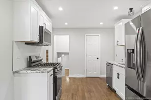 15041 Irving Ave, Dolton, IL 60419 - Photo 7