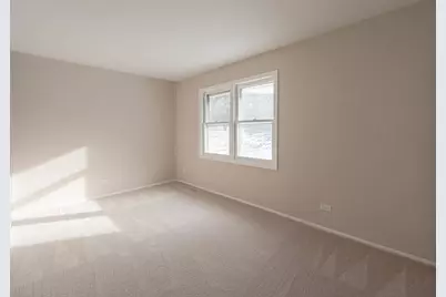 330 Hampton Court #A, Bloomingdale, IL 60108 - Photo 7