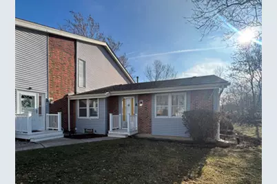 330 Hampton Court #A, Bloomingdale, IL 60108 - Photo 1