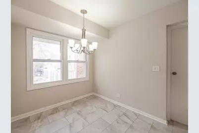 330 Hampton Court #A, Bloomingdale, IL 60108 - Photo 3