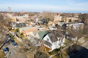 7959 S Saginaw Ave, Chicago, IL 60617 - Photo 25