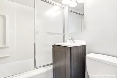 1315 Cherokee Drive, Round Lake Beach, IL 60073 - Photo 11