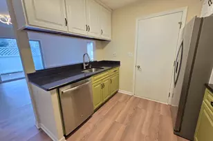 482 Betsy Ross Ct, Aurora, IL 60504 - Photo 7