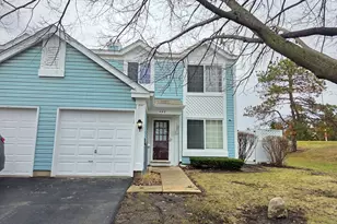 482 Betsy Ross Ct, Aurora, IL 60504 - Photo 1