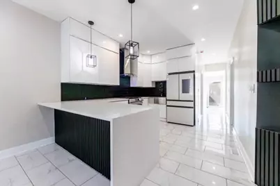 9068 S South Chicago Avenue, Chicago, IL 60617 - Photo 3