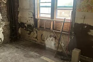 11809 S Indiana Ave, Chicago, IL 60628 - Photo 9