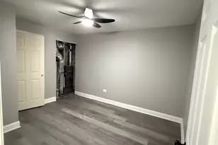 2421 Lewis Ave, Zion, IL 60099 - Photo 9