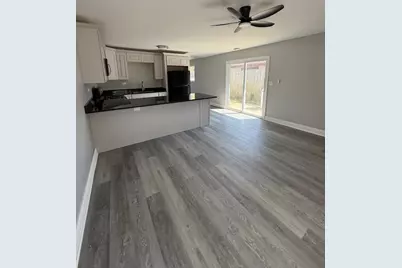 2421 Lewis Avenue #2421-A, Zion, IL 60099 - Photo 3