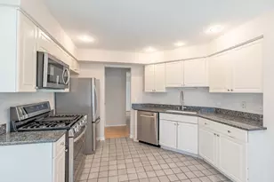 361 Willow Pkwy, Buffalo Grove, IL 60089 - Photo 7