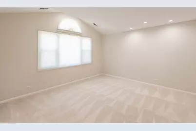 361 Willow Parkway #23-4, Buffalo Grove, IL 60089 - Photo 9