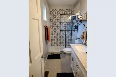 612 Crystal Springs Court, Fox Lake, IL 60020 - Photo 5