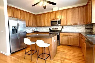 362 Broadmoor Ln, Bartlett, IL 60103 - Photo 3