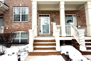 362 Broadmoor Ln, Bartlett, IL 60103 - Photo 1